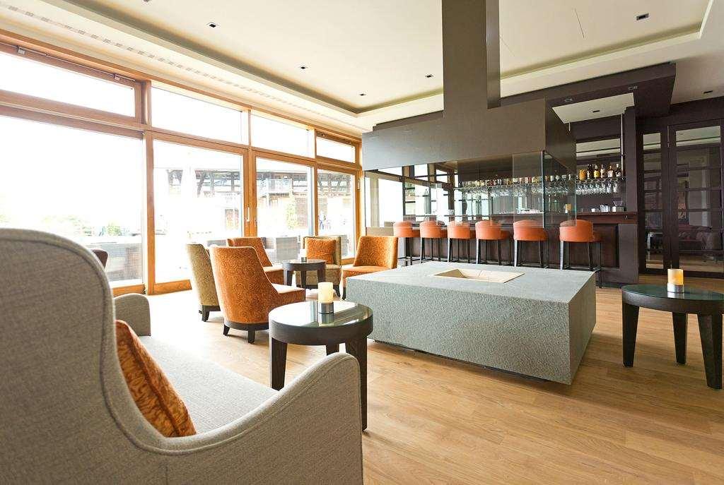 阿卡尔姆酒店 罗伊特林根 餐厅 照片